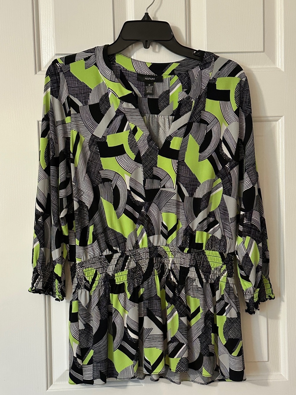 Alfani Black, White & Lime Abstract Peplum Top